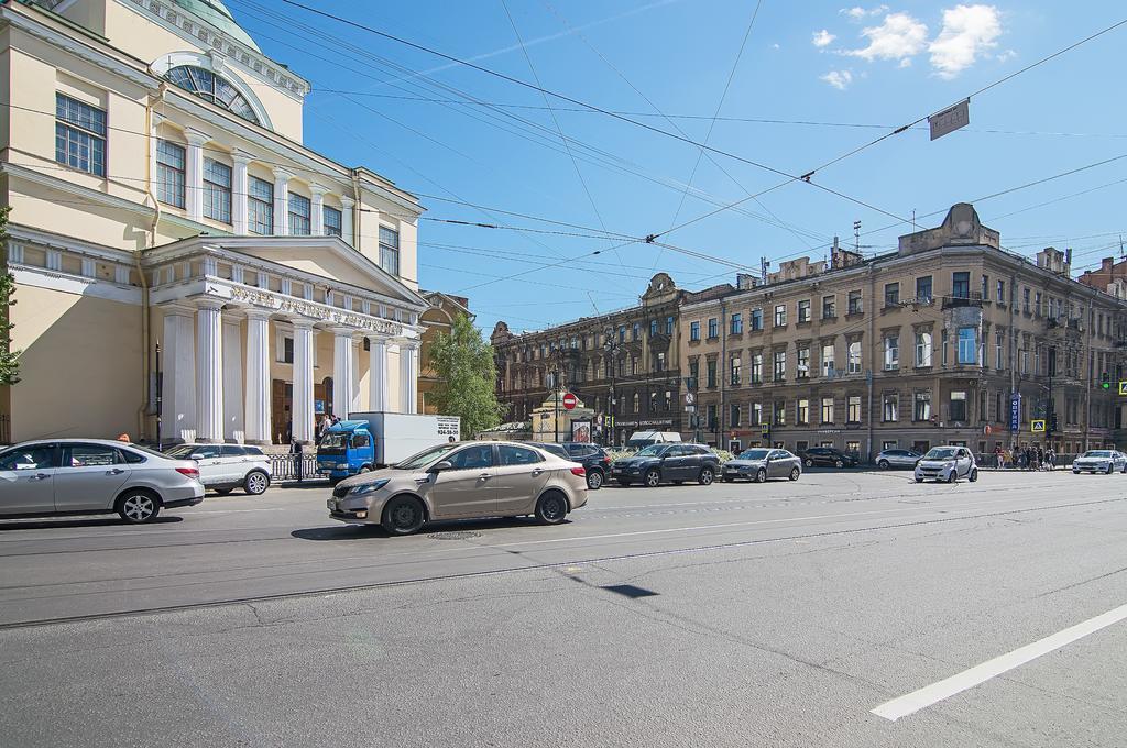 Sokroma Алые Паруса Aparts Sint-Petersburg Buitenkant foto